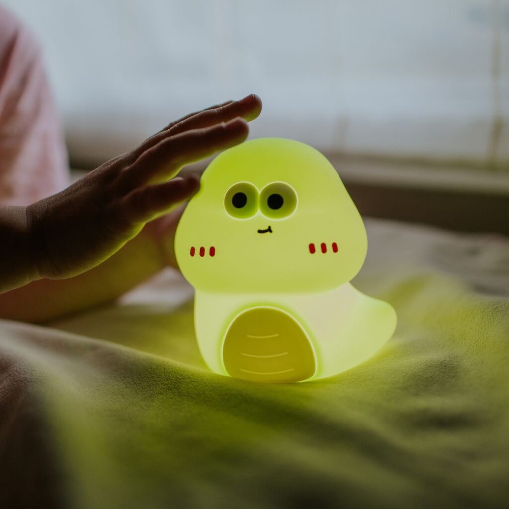 MARY’S Siliconen Nachtlamp - Green Worm  | Speel je Wijs